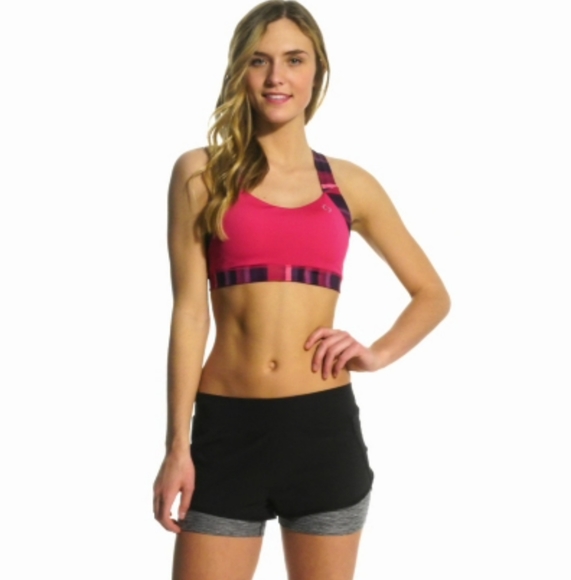 The North Face Pants - NWOT The North Face Dynamix Stretch Short